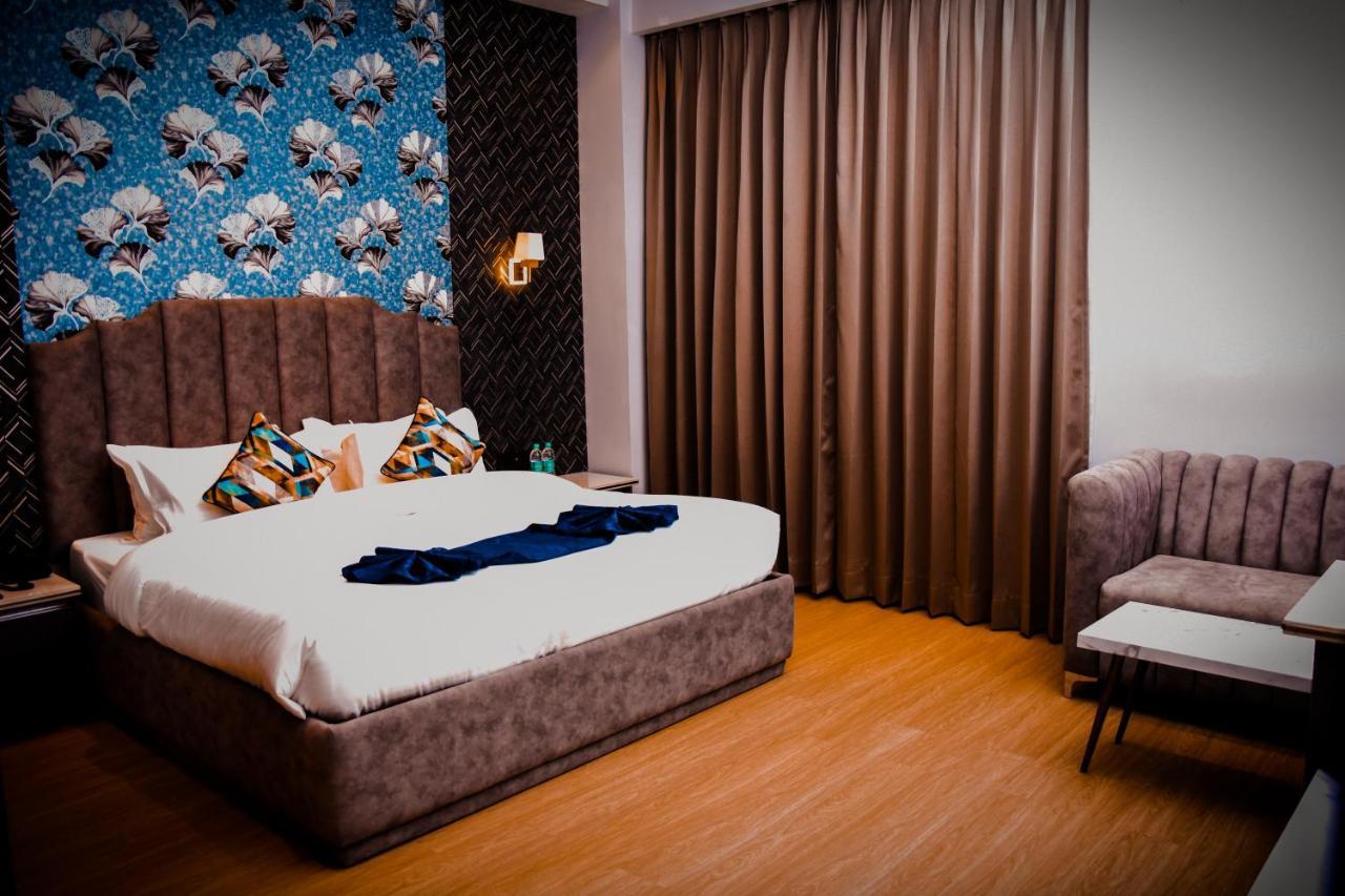Hotel Azul Ganga Рішикеш Екстер'єр фото